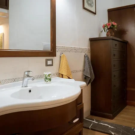 Formidabile Esclusiva Dimora Nel Cuore Del Centro Storico A 10m Dal Duomo E Dal Mare * Cefalù